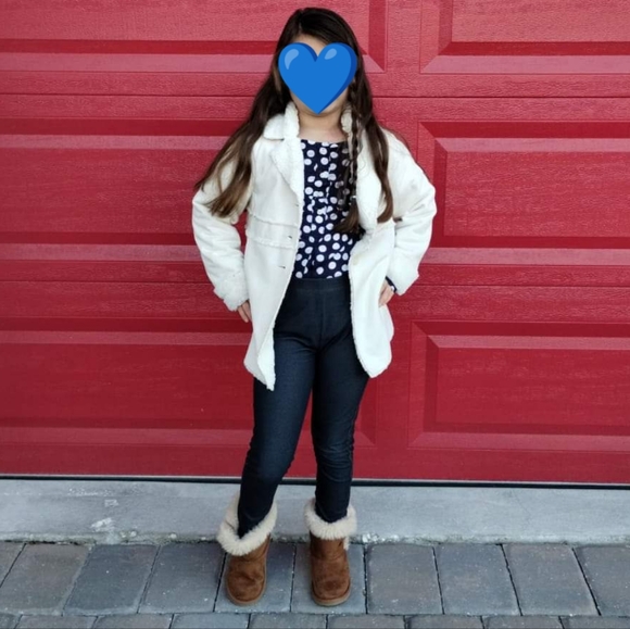 Cream Coat - Picture 6 of 6